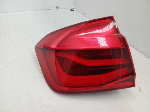 Piloto Trasero Izquierdo Bmw Serie 3 318 2.0 D 150CV 110KW F30 F80)