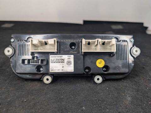 Foto 2ª: Mando Climatizador Volkswagen Passat TRENDLINE 140CV 103KW (2005)