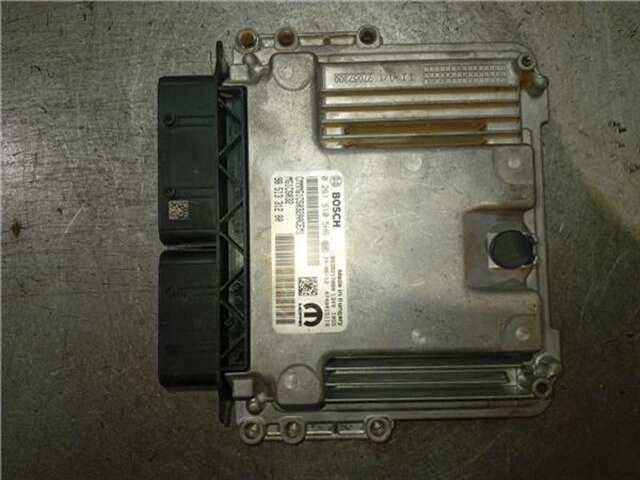Foto 2ª: Centralita Motor ECU Opel Corsa 1.2 40 ANIVERSARIO [1.2 LTR. - 74 KW]