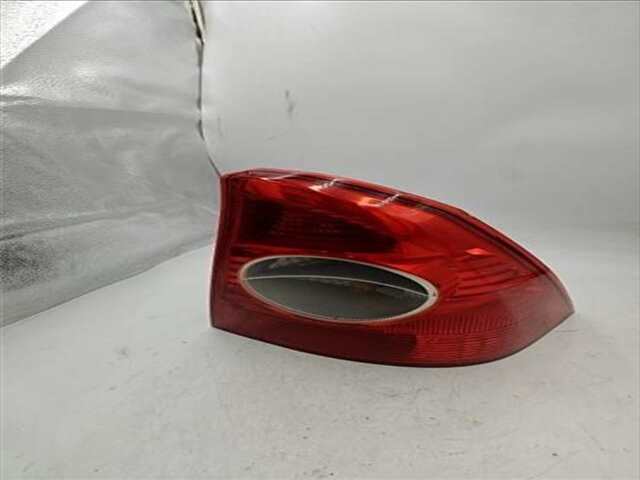 Foto 3ª: Piloto Trasero Derecho Ford Focus 1.6 TREND [1.6 LTR. - 80 KW TDCI CAT] [G8DA]