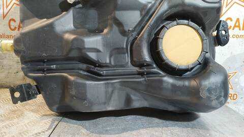 Foto 4ª: Deposito de Combustible Ford Focus TREND 95CV 70KW [T3DA] (2011)