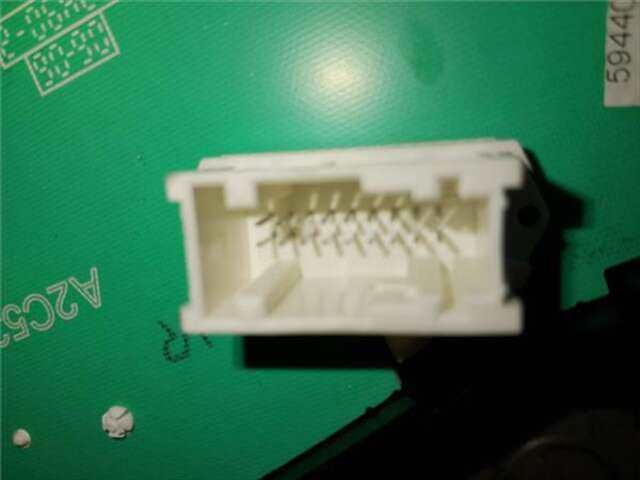 Foto 3ª: Cuadro de Instrumentos Peugeot 207 1.4 X-LINE [1.4 LTR. - 65 KW 16V CAT (KFU - ET3J4)] [KFU (ET3J4)]