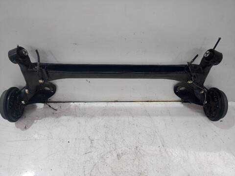 Foto 3ª: Puente Trasero Volkswagen Polo A-POLO 75CV [CHYB] (2014)