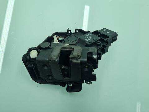 Foto 3ª: Cerradura Puerta Trasera Izquierda Ford S Max TREND 125CV 92KW CA1) [QYWA] (2008)