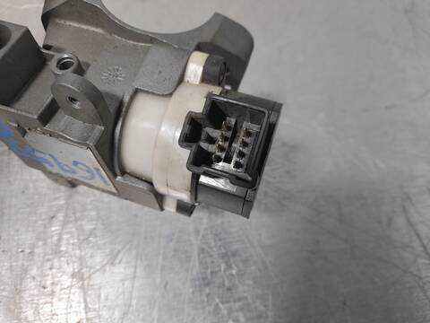 Foto 3ª: Motor de Arranque Volvo XC 70 2.4 DIESEL CAT 185CV 136KW [B5244T] (2007)