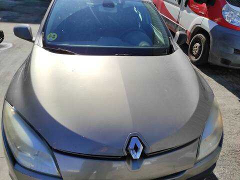 Foto 1ª: Capot Renault Megane K9K832 BERLINA III BERLINA 5P (2010)