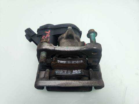 Foto 4ª: Pedal Embrague Mazda 6 EVOLUTION TECH 149CV 110KW [SH] (2015)