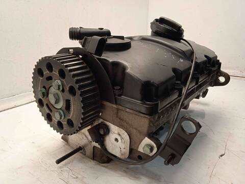 Foto 2ª: Culata Audi A4 1.9 TDI BERLINA 131CV 96KW (2002)