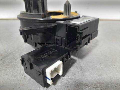 Foto 3ª: Anillo Airbag Mazda 3 1.6 CRDT ACTIVE BERLINA 109CV 80KW [Y6] (2009)