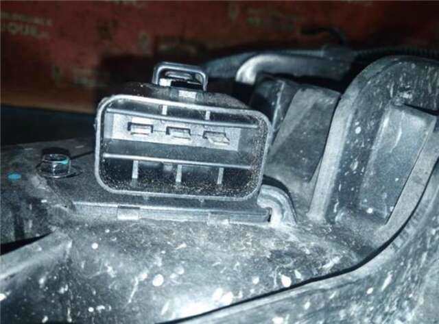Foto 3ª: Electroventilador Hyundai i30 1.4 [G4FA]