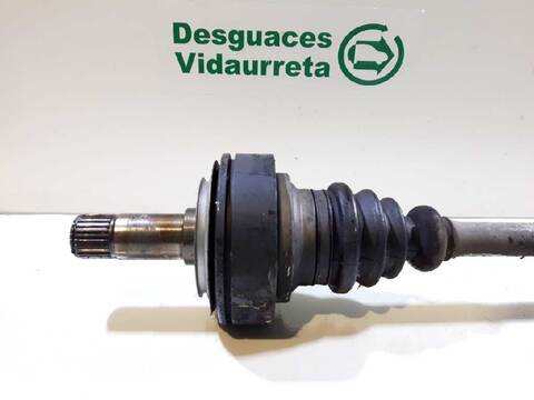 Foto 3ª: Transmision Trasera Derecha Mercedes Viano 109CV 80KW