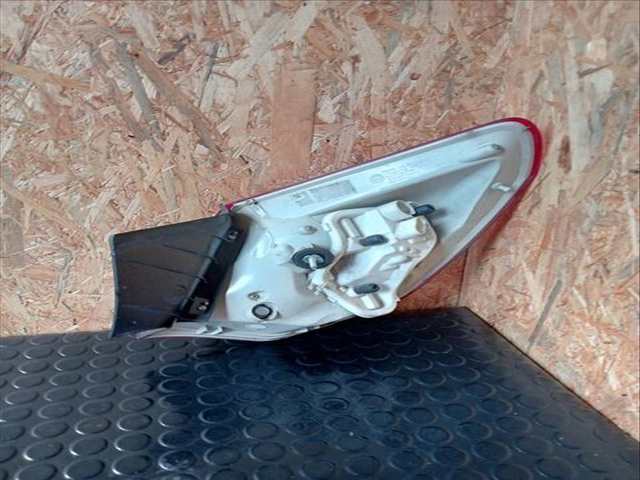 Foto 2ª: Piloto Trasero Izquierdo Opel Astra 1.3 16V CDTI 95CV (2009)