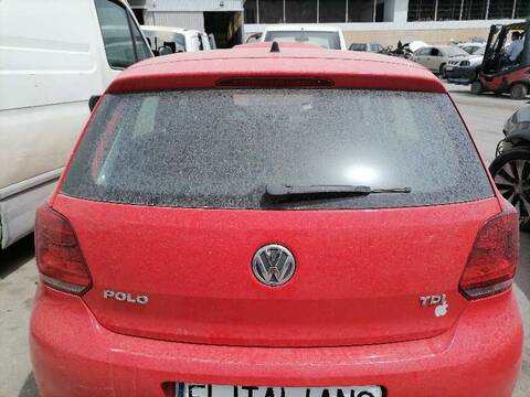 Portón Volkswagen Polo ADVANCE 90CV 66KW