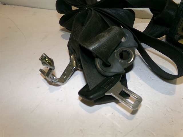 Foto 3ª: Cinturón Delantero Izquierdo Audi A3 1.9 TDI 1996-2003 (2002)