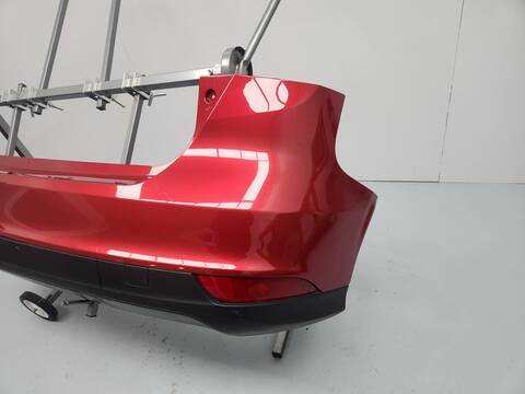 Foto 2ª: Paragolpes Trasero Ford Focus TREND 125CV 92KW [PNDD] (2015)