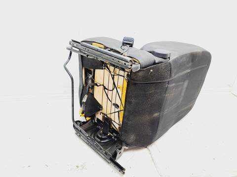 Foto 2ª: Asiento Delantero Derecho Renault Express 75CV 55KW [K9K U8] (2021)