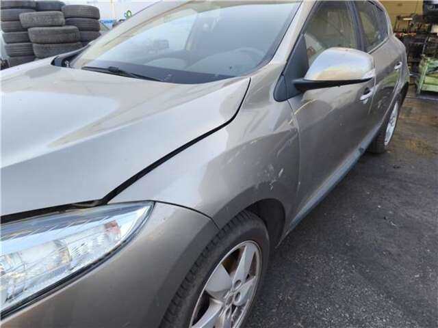 Aleta Delantera Izquierda Renault Megane 1.5 DYNAMIQUE [1.5 LTR. - 78 KW DCI DIESEL] III BERLINA 5P (2008-_)