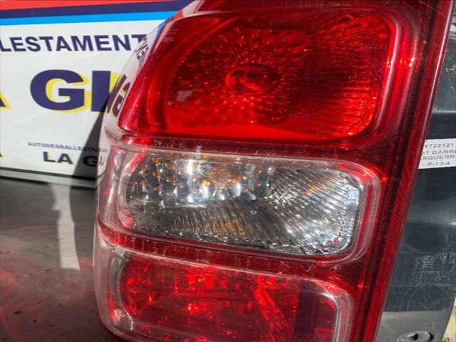 Foto 2ª: Piloto Trasero Izquierdo Suzuki Grand Vitara 1.9 DCI 129CV 0CV [F9Q 264] (2006)