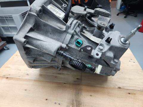 Foto 2ª: Caja Cambios Renault Captur XMOD 110CV 81KW [K9K646] (2017)