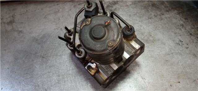 Foto 3ª: Abs Mercedes Clase E 180 3.0 300 DIESEL (210.020) [3.0 LTR. - 100 KW DIESEL CAT]