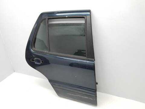 Foto 3ª: Puerta Trasera Derecha Mercedes Clase ML 270 2.7 CDI 20V 163CV CLASE M) [612963] (1997)
