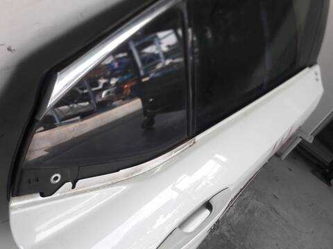 Foto 2ª: Puerta Trasera Derecha Lexus ES 300H 218CV [A25AFXS] (2019)