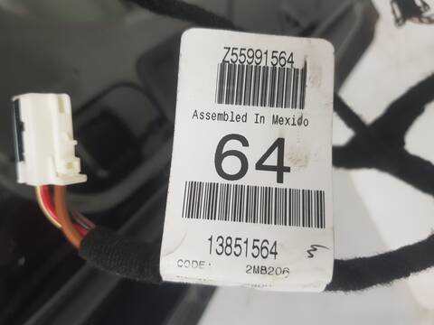 Foto 2ª: Puerta Delantera Derecha Mercedes Clase ML 250 2.1 CDI 204CV 150KW AUT. 166.004) W166) OM651 (2011)