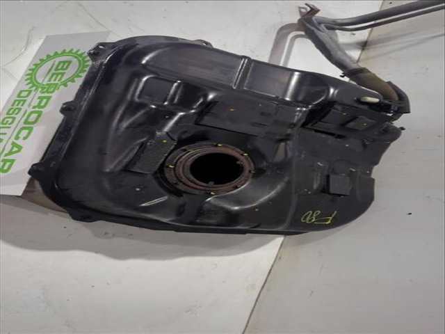 Foto 3ª: Deposito de Combustible Hyundai i30 1.6 CRDI 90CV [D4FB] (2007)
