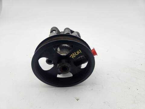 Bomba de Direccion Toyota Rav4 2.0 D-4D EXECUTIVE 4X4 2003 ) 116CV 85KW