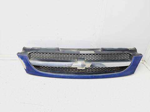 Rejilla Delantera Chevrolet Lacetti SE 95CV 70KW