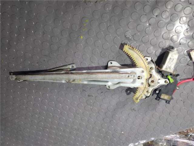 Elevalunas Eléctrico Delantero Derecho Mitsubishi Montero 2.0 GDI (H67W. H77W)