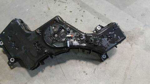 Foto 2ª: Deposito AdBlue Ford Tourneo 1.5 ECOBLUE 120CV 88KW [ZTGA] (2019)