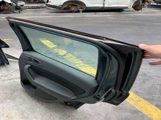 Foto 2ª: Puerta Trasera Derecha Skoda Yeti 1.2 TSI 105CV 0CV [CBZB] (2010)