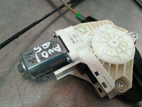 Foto 2ª: Elevalunas Eléctrico Delantero Izquierdo Audi Q5 2.0 TDI 125KW) 170CV [CGLB] (2010)