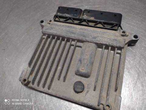 Foto 3ª: Centralita Motor ECU Mercedes Clase C 160 C 220 CDI 204.008) BERLINA 170CV 125KW [646811] (2008)