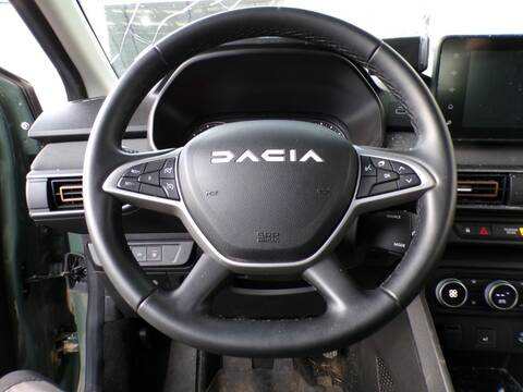 Foto 1ª: Volante Dacia Sandero H4DF4 (2024)