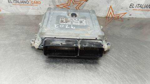 Foto 1ª: Centralita Motor ECU Mercedes Clase ML 350 3.0 CDI V6 265CV 195KW AUT. OM 642 W164) 164.124) [OM642940] (2005)
