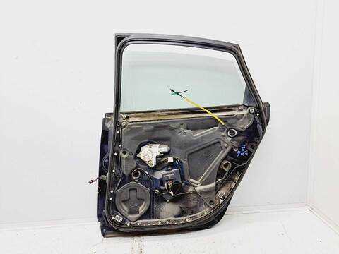 Foto 3ª: Puerta Trasera Derecha Audi A6 2.0 TDI BERLINA 140CV 103KW [4ZY-L] (2004)