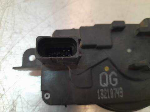 Foto 4ª: Cerradura Puerta Delantera Derecha Opel Zafira COSMO 120CV 88KW [Z19DT] (2006)