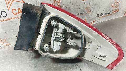 Foto 4ª: Piloto Trasero Izquierdo Ford Mondeo GHIA 131CV 96KW [AZBA] (2008)