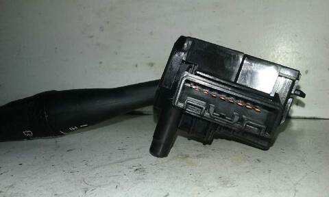 Foto 2ª: Mando Multifuncion Suzuki Grand Vitara 1.9 DDIS TD 129CV 95KW [F9Q266] (2007)