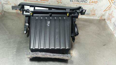 Foto 2ª: Guantera Renault Captur TECHNO 140CV 103KW [H5H 490] (2022)