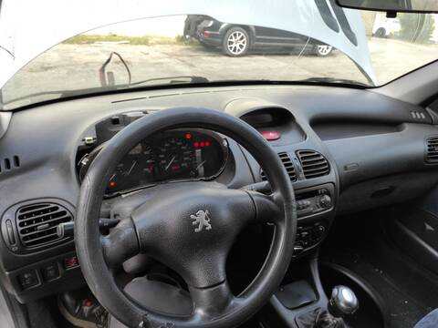 Salpicadero Peugeot 206 NFZ