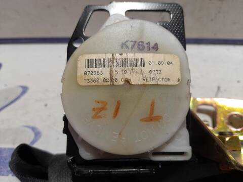 Foto 2ª: Cinturón Trasero Izquierdo Toyota Corolla 2.0 TD CAT 90CV (2001)