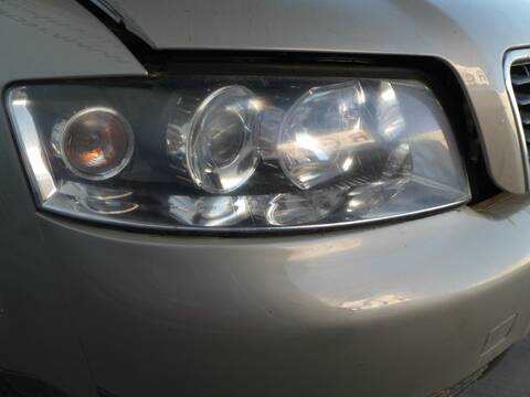 Faro Derecho Audi A4 ALT BERLINA