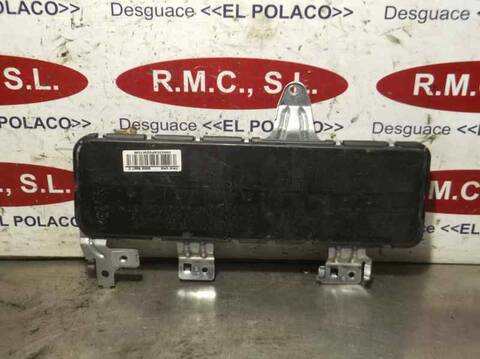 Foto 3ª: Airbag Lateral Delantero Derecho Mercedes Clase C 160 C 180 COMPRESSOR 203.746) COUPE 143CV 105KW [M271946] (2005)
