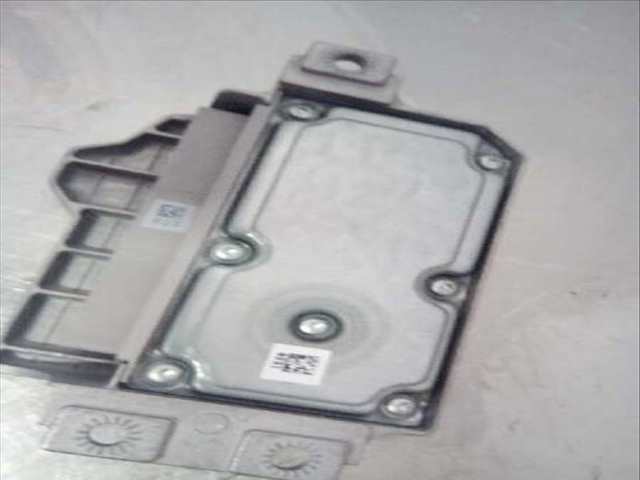 Foto 3ª: Centralita Airbag Bmw Serie 1 114 120D BERLINA 163CV 120KW [M47N204D4] (2004)