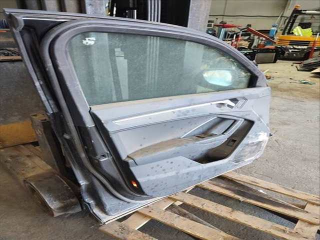 Foto 3ª: Puerta Delantera Izquierda Audi Q3 VERSION INDEFINIDA (2018)