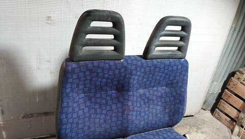 Foto 4ª: Asiento Delantero Derecho Iveco Daily 29 - L 12 CAJA CERRADA LARGO 116CV 85KW [F1AE0481] (2003)