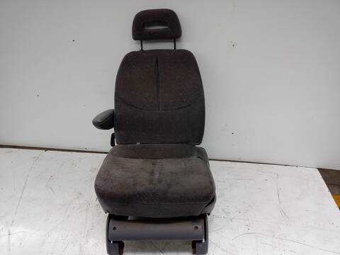 Asiento Delantero Izquierdo Chrysler Voyager 2.5 TD FAMILY 116CV 85KW